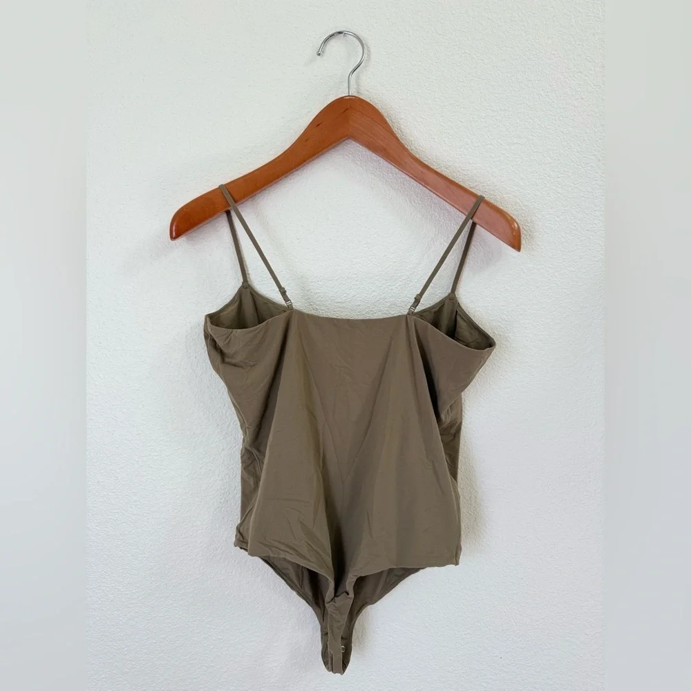 SKIMS Olive Green Fits Everybody Stretch-Woven Bodysuit Women’s Size 3X